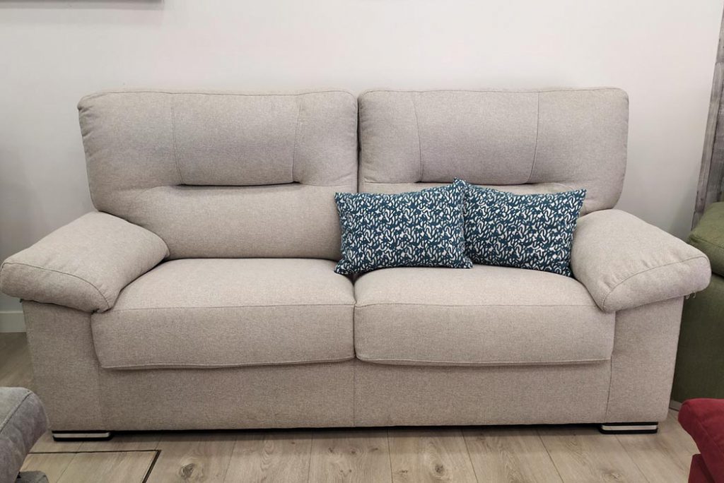 Muebles de salón y dormitorio en Európolis Las Rozas