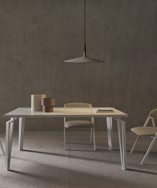 MESA COMEDOR ARCO DETALLE SILLA RIU